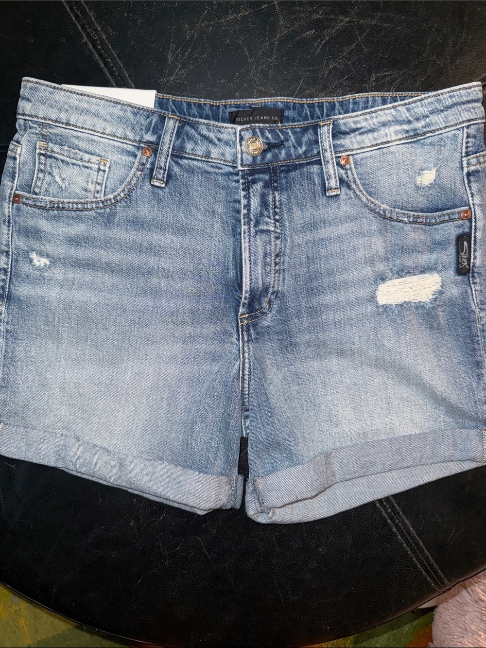 Silver Jeans Light Wash Distressed Denim Shorts NWT size 28